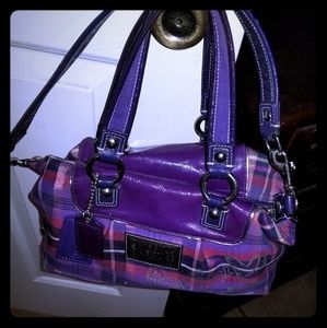 Genuine Coach Poppy med size purse